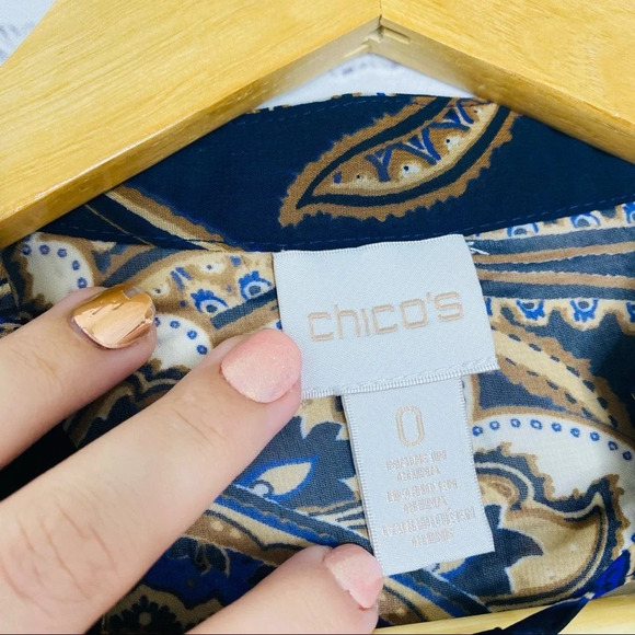 Chico's Blue Brown Paisley Expressions Drama Top Blouse Size Small - Picture 4 of 14